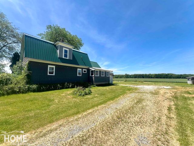 2687 N Geeck Road, Corunna, MI 48817