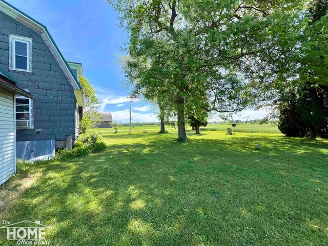 2687 N Geeck Road, Corunna, MI 48817