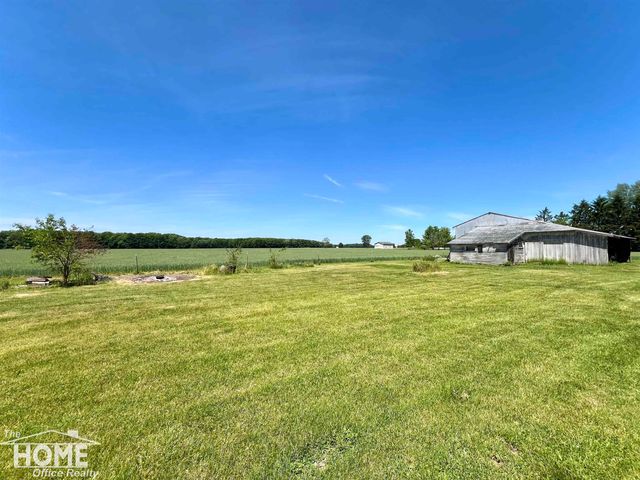 2687 N Geeck Road, Corunna, MI 48817