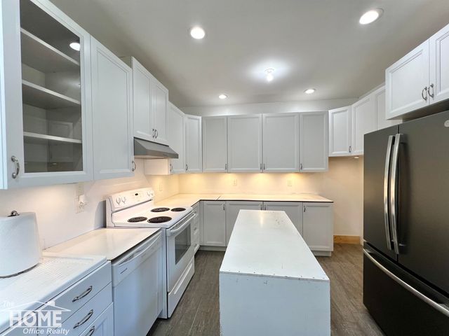 2687 N Geeck Road, Corunna, MI 48817
