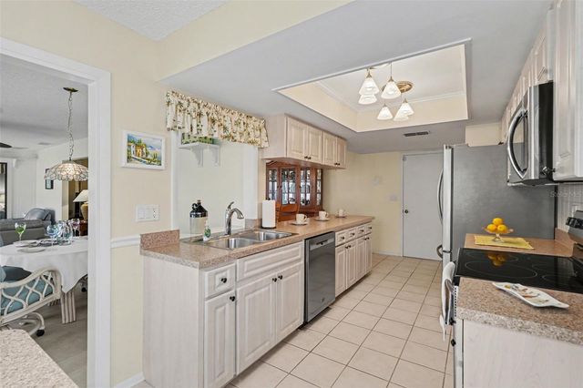 3529 OAK LAKE DRIVE, Palm Harbor, FL 34684