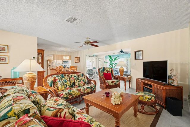 3529 OAK LAKE DRIVE, Palm Harbor, FL 34684