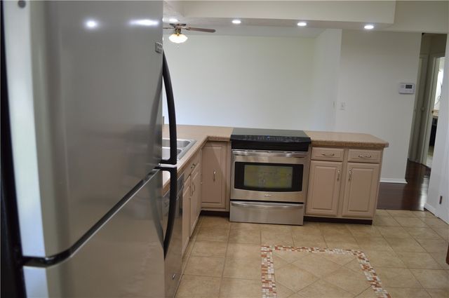 1280 Kentshire Drive, Centerville, OH 45459