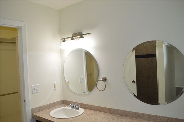 1280 Kentshire Drive, Centerville, OH 45459
