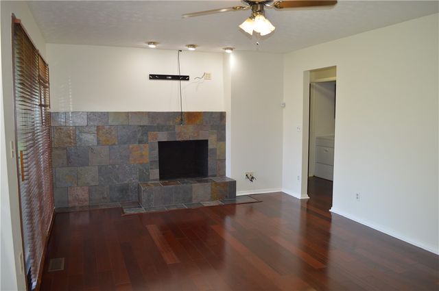 1280 Kentshire Drive, Centerville, OH 45459