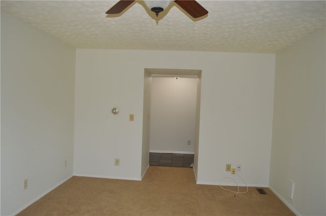 1280 Kentshire Drive, Centerville, OH 45459