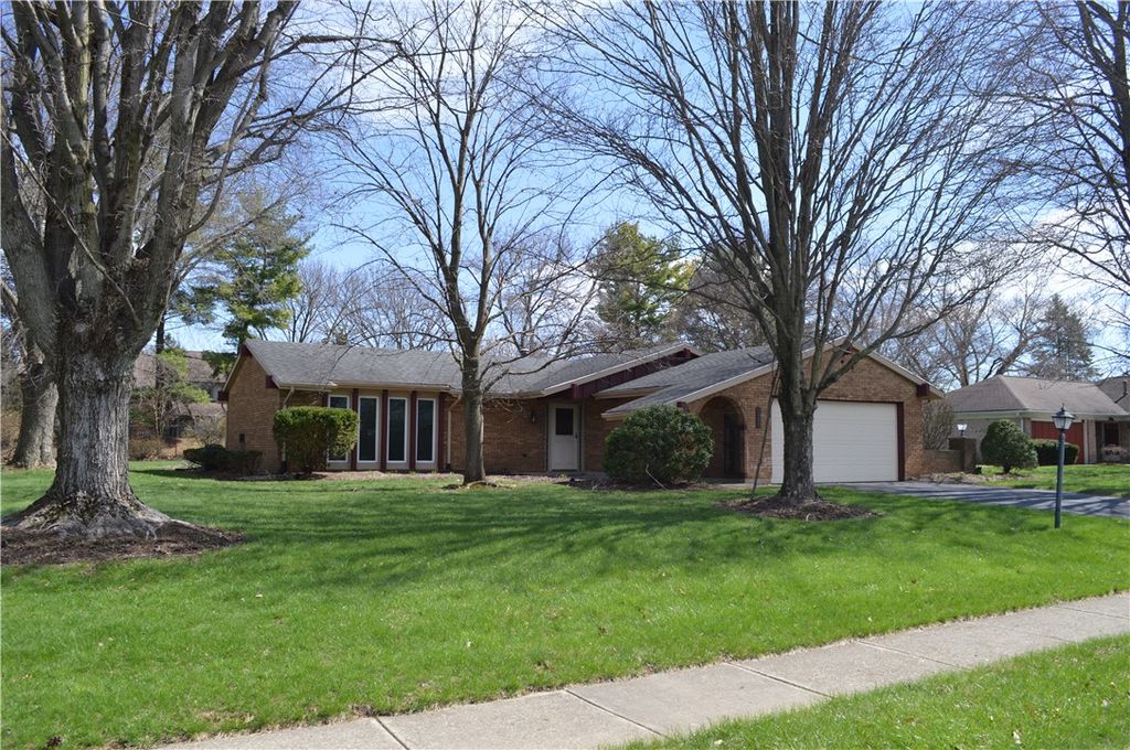 1280 Kentshire Drive, Centerville, OH 45459
