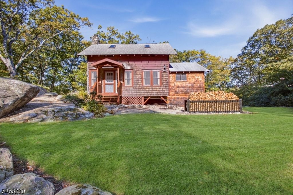 14 Saugtaug Trl, Byram Twp., NJ 07821 — exterior