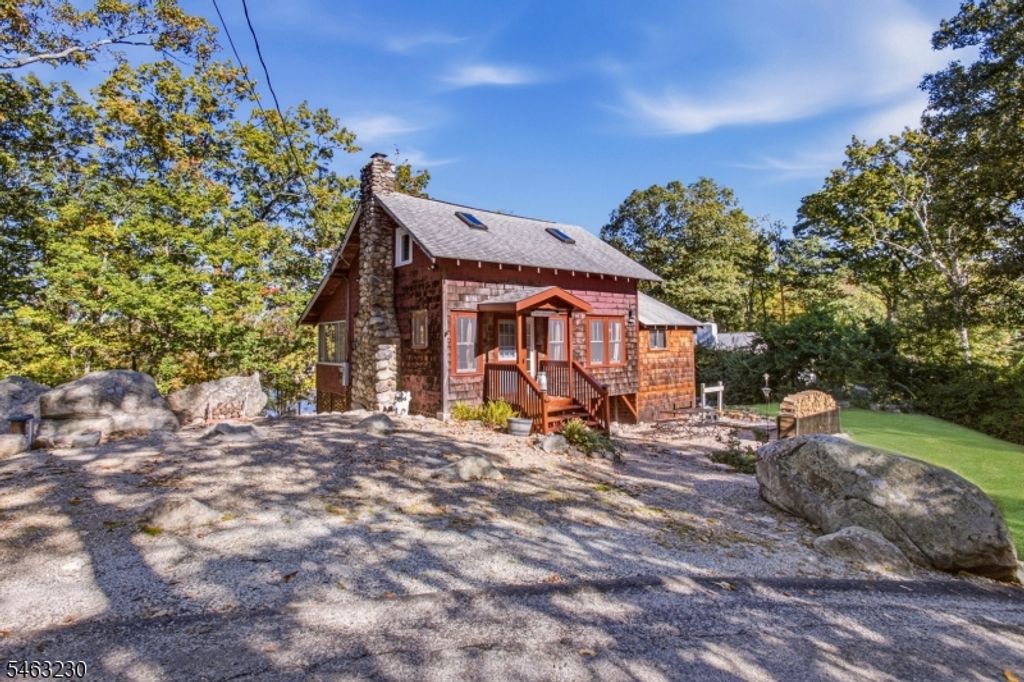 14 Saugtaug Trl, Byram Twp., NJ 07821 — photo 2