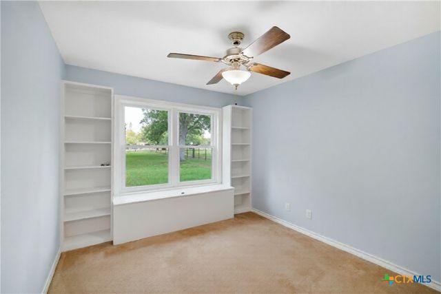 83 Lakeoak, Victoria, TX 77905