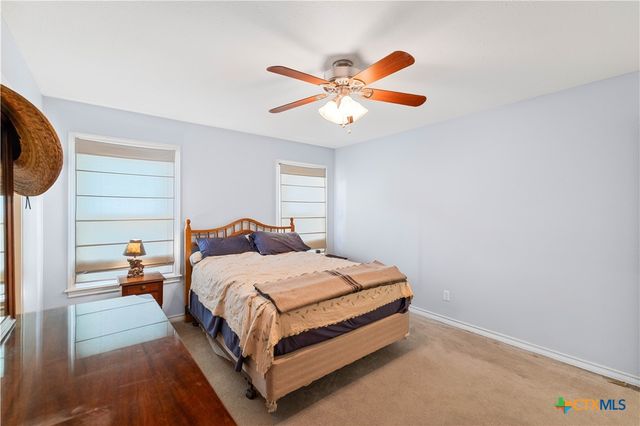 83 Lakeoak, Victoria, TX 77905