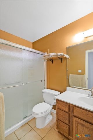 83 Lakeoak, Victoria, TX 77905