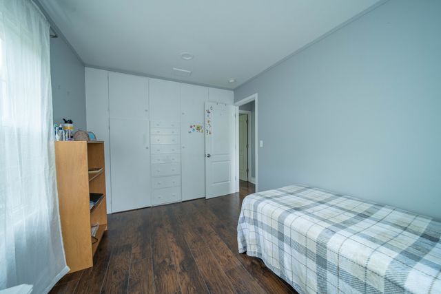 1704 Maple Avenue, Northbrook, IL 60062