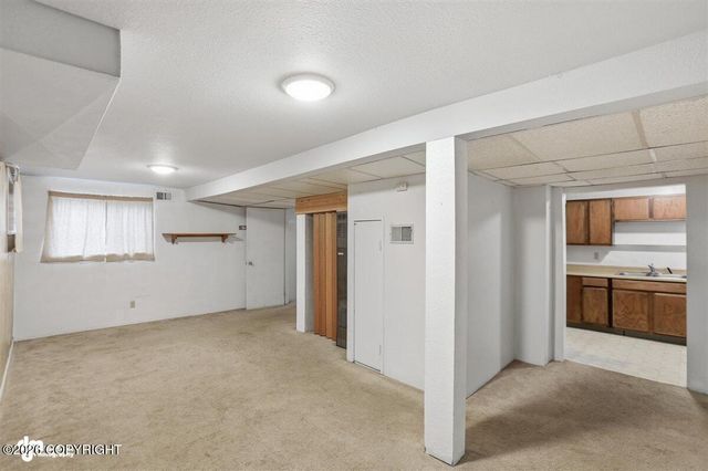 5631 E 115th Avenue, Anchorage, AK 99516
