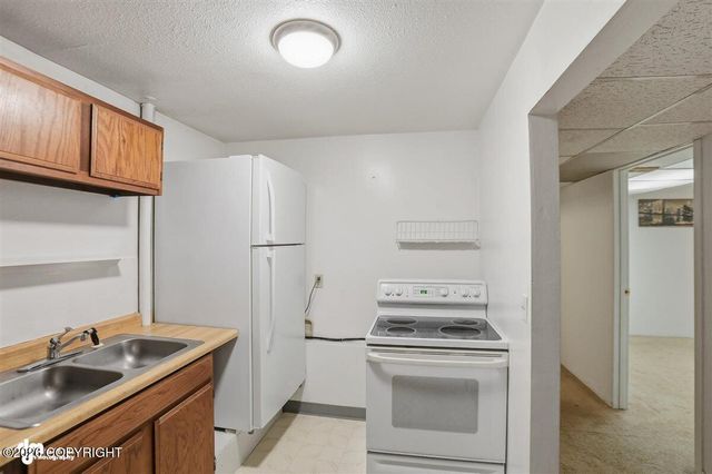 5631 E 115th Avenue, Anchorage, AK 99516