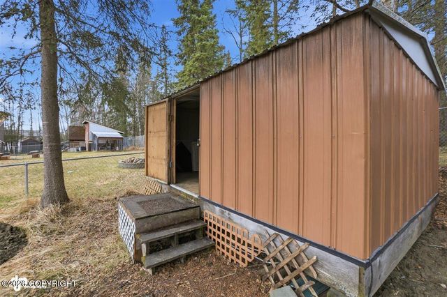 5631 E 115th Avenue, Anchorage, AK 99516