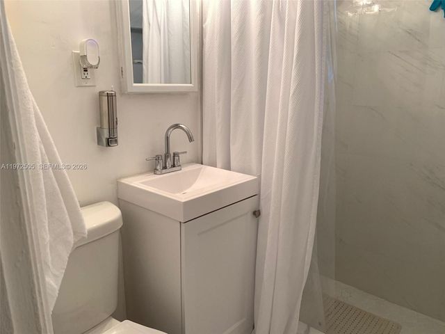 2131 Arthur St 0, Hollywood, FL 33020