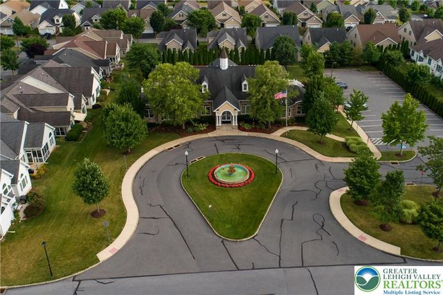 6515 Betsy Ross Circle, Bethlehem City, PA 18017