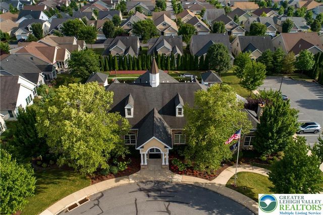 6515 Betsy Ross Circle, Bethlehem City, PA 18017