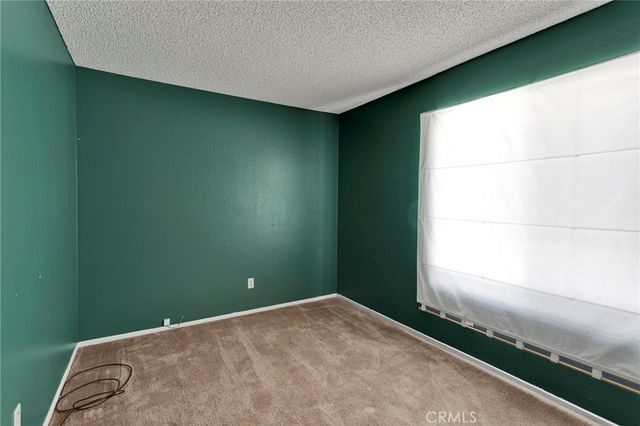 14553 Golden Trail, Victorville, CA 92392