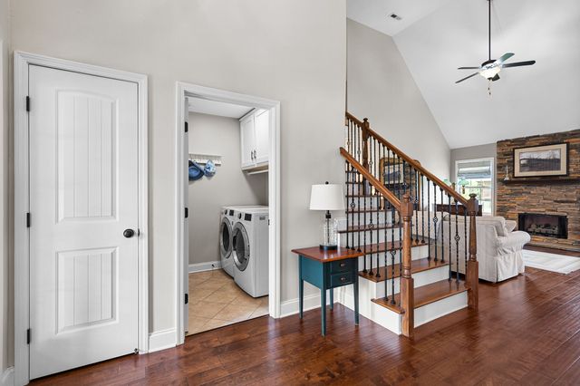 1141 Old Duke Dr, Clarksville, TN 37043