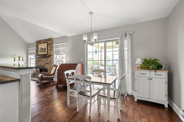 1141 Old Duke Dr, Clarksville, TN 37043