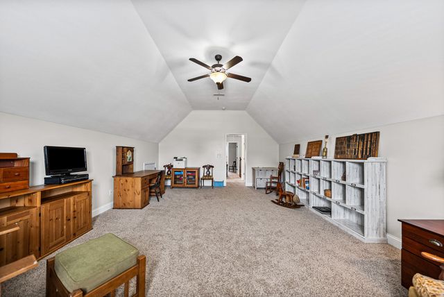 1141 Old Duke Dr, Clarksville, TN 37043
