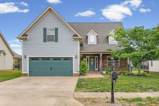 1141 Old Duke Dr, Clarksville, TN 37043