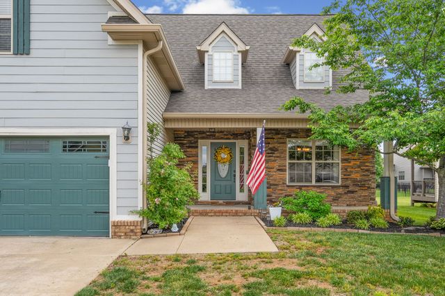 1141 Old Duke Dr, Clarksville, TN 37043