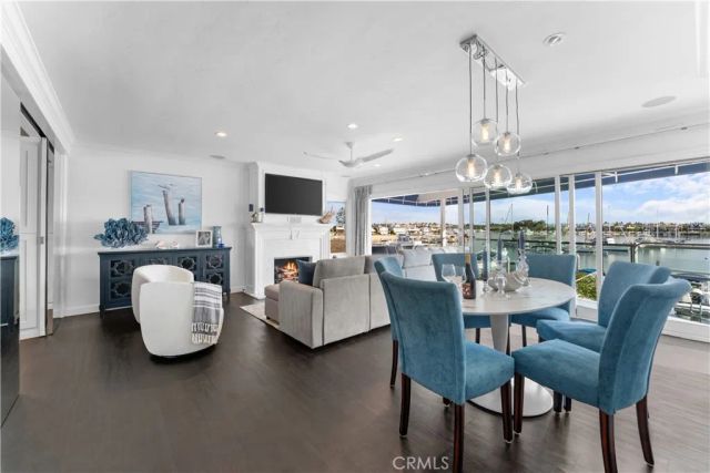 215 E Edgewater, Newport Beach, CA 92661