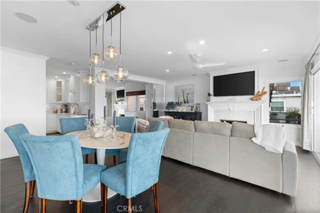 215 E Edgewater, Newport Beach, CA 92661