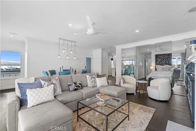 215 E Edgewater, Newport Beach, CA 92661