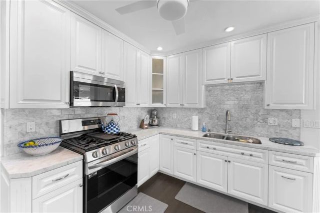 215 E Edgewater, Newport Beach, CA 92661