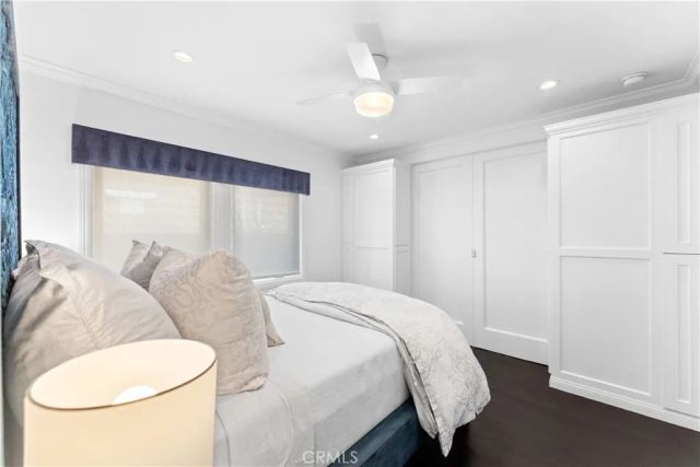 215 E Edgewater, Newport Beach, CA 92661