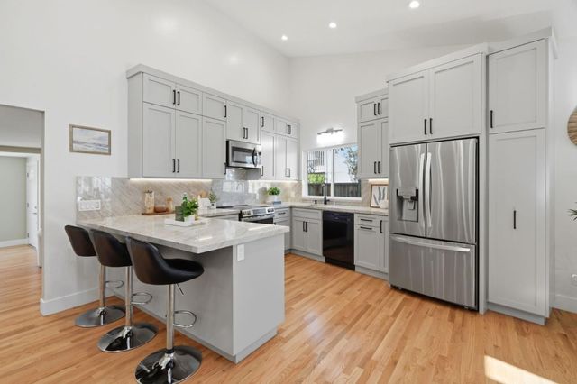 2110 Dolphin Drive, Aptos, CA 95003