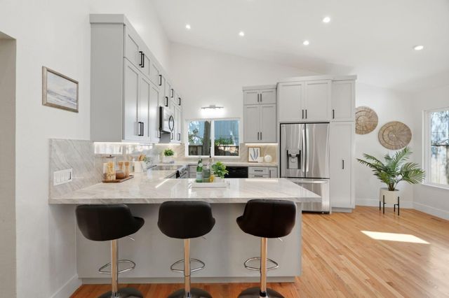 2110 Dolphin Drive, Aptos, CA 95003