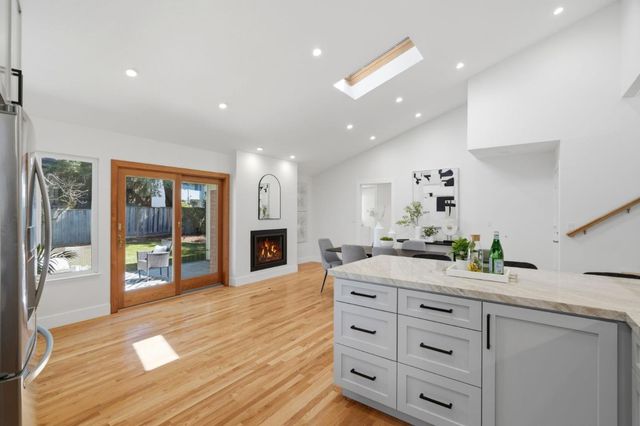 2110 Dolphin Drive, Aptos, CA 95003