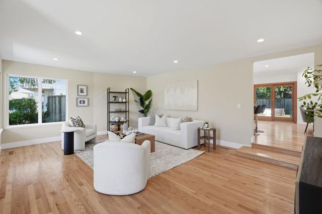 2110 Dolphin Drive, Aptos, CA 95003