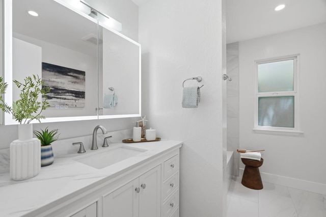 2110 Dolphin Drive, Aptos, CA 95003