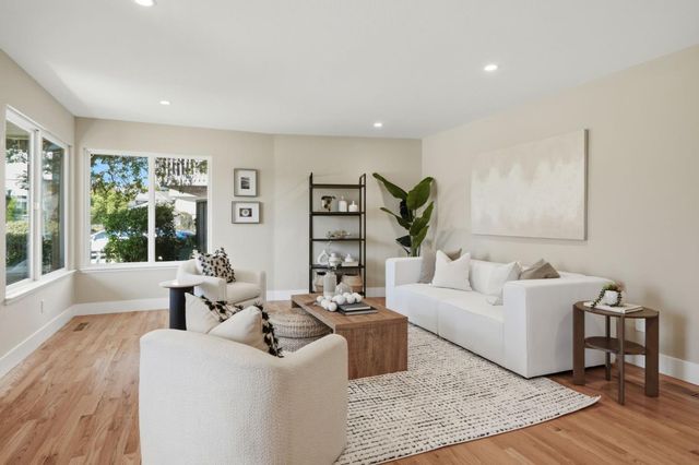 2110 Dolphin Drive, Aptos, CA 95003