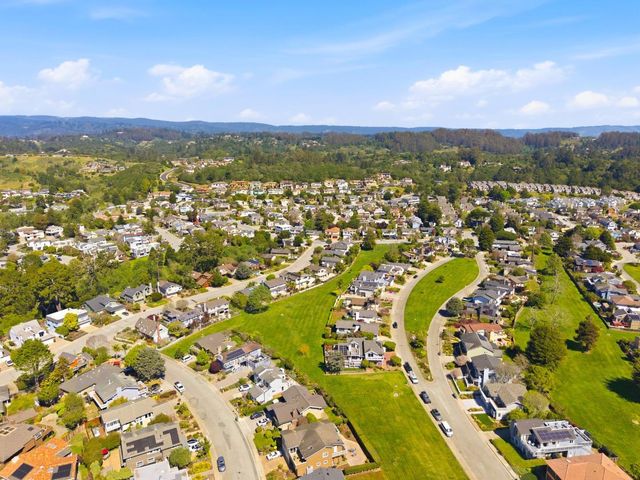 2110 Dolphin Drive, Aptos, CA 95003