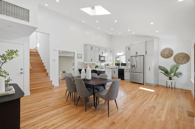 2110 Dolphin Drive, Aptos, CA 95003