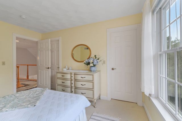 52 High St, Chelmsford, MA 01824