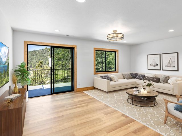199 Pinyon Trl, Estes Park, CO 80517
