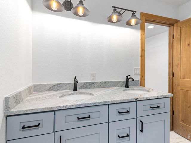 199 Pinyon Trl, Estes Park, CO 80517