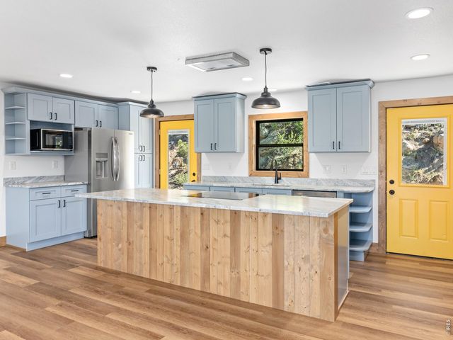 199 Pinyon Trl, Estes Park, CO 80517