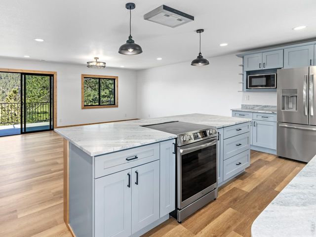 199 Pinyon Trl, Estes Park, CO 80517
