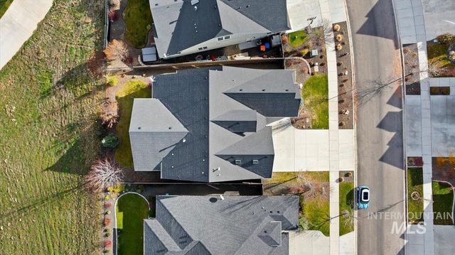 4704 W Barnview Drive, Boise, ID 83714