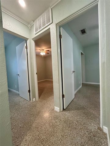 5950 NE 6TH Avenue, Oakland Park, FL 33334