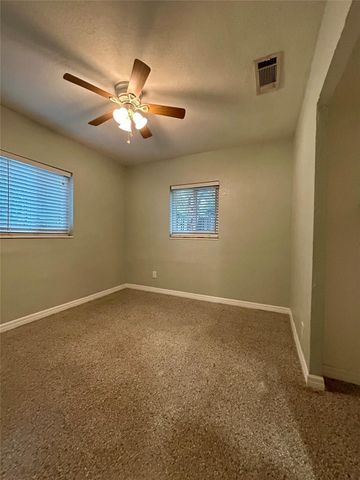 5950 NE 6TH Avenue, Oakland Park, FL 33334